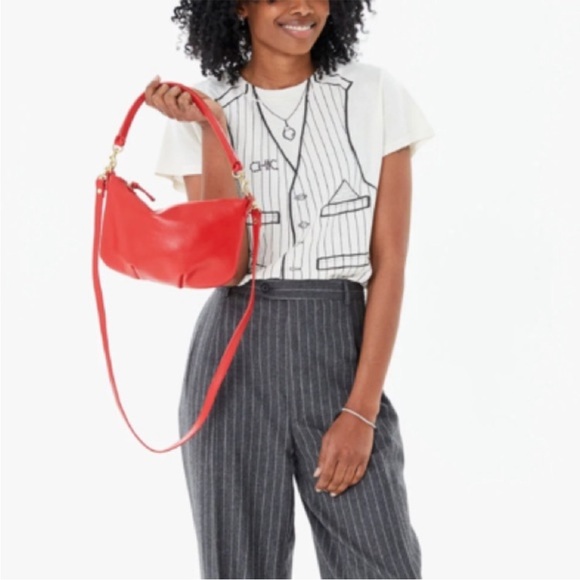 CLARE V. Petit Moyen Messenger Leather Shoulder or Crossbody Bag Rouge Nappa Red - Picture 3 of 13